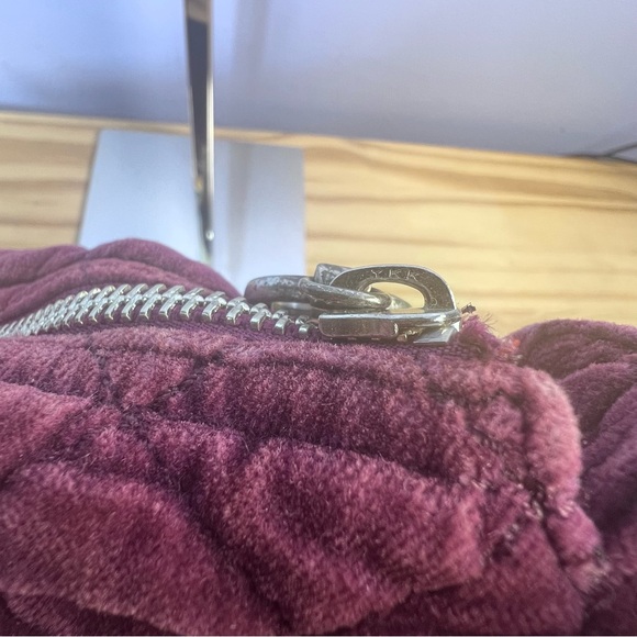 Marc Jacobs Y2K Purple Velvet Shoulder Bag - Picture 11 of 14